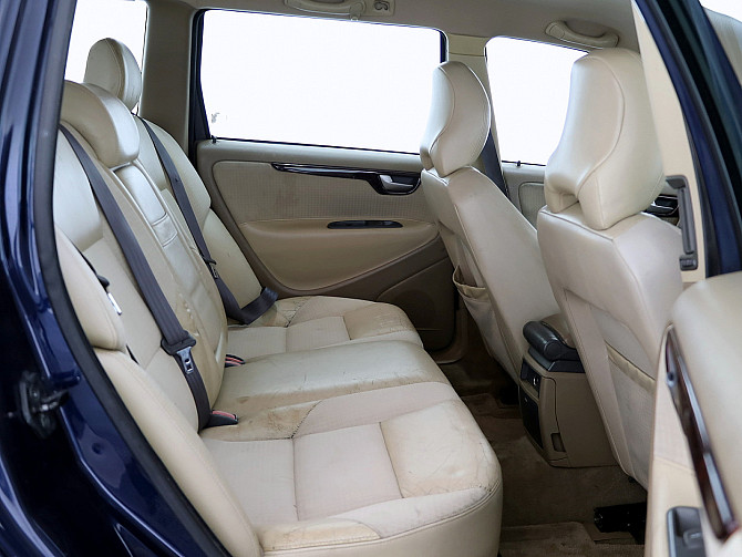 Volvo V70 Summum ATM 2.4 D5 120kW Tallina - foto 7