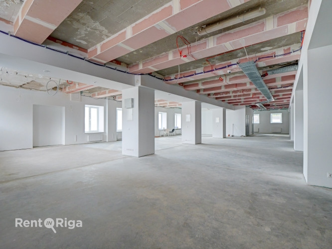 Jaunas biroja telpas Klusajā centrā.  Piedāvājam nomai mūsdienīgas un stilīgas biroja telpas Rīga - foto 1