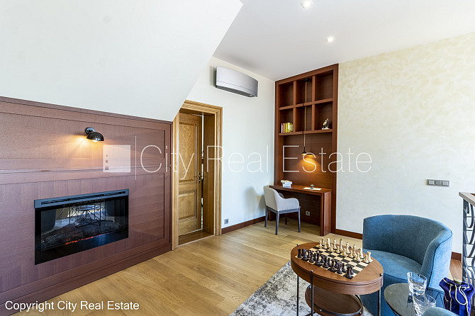 Pagalma māja, renovēta māja, dzīvokļu skaits ēkā  11 gab., slēgts pagalms, garāžas vārti Rīga - foto 20