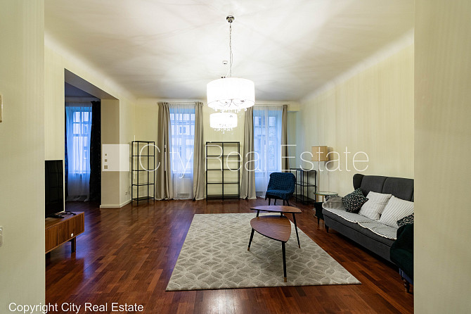 Projekts - Ausekļa 5, fasādes māja, renovēta māja, bezmaksas stāvvieta pagalmā, ieeja no Rīga - foto 2