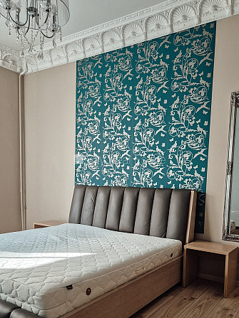 Фасадный дом, закрытый двор, вход с улицы, окна выходят в обе стороны дома, Рига - изображение 12