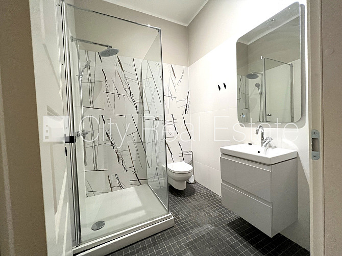 Рядный дом, благоустроенная озеленённая территория, закрытая территория, место Рига - изображение 9