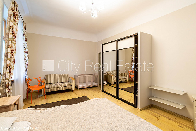 Pagalma māja, slēgts pagalms, logi vērsti mājas abās pusēs, istabas izolētas 2 gab., Rīga - foto 12