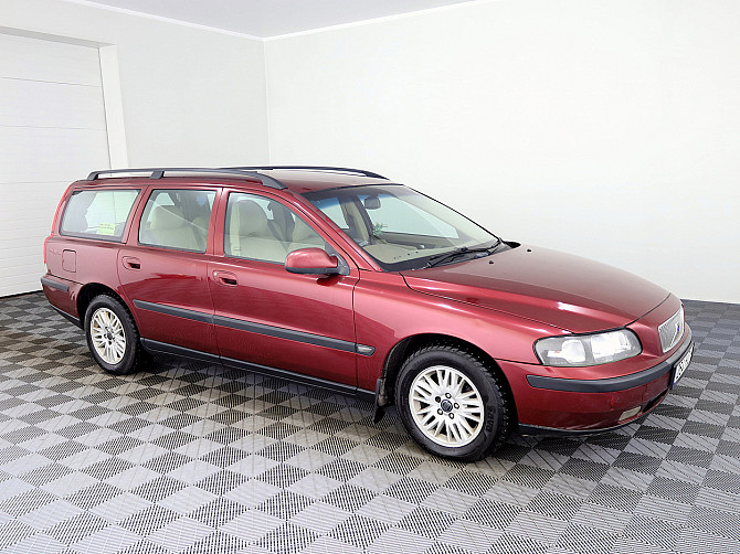 Volvo V70 Summum 2.4 D5 120kW Таллин - изображение 1