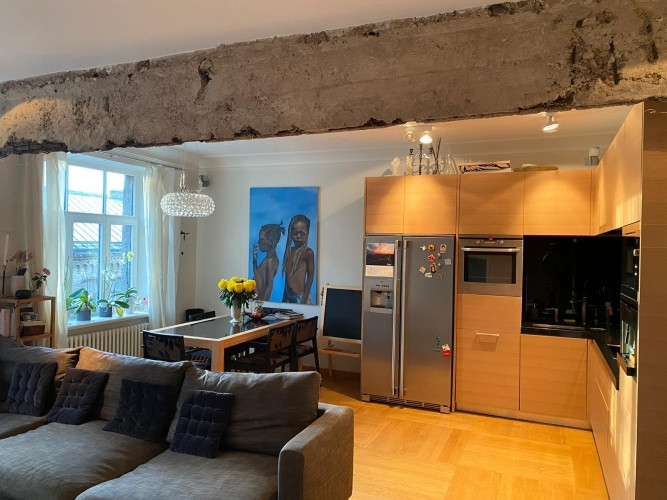 Tiek izīrēts interjera dizainera veidots, pārdomāts, sev būvēts dzīvoklis, no dzīvokļa Rīga - foto 2