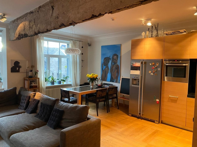 Tiek izīrēts interjera dizainera veidots, pārdomāts, sev būvēts dzīvoklis, no dzīvokļa Rīga - foto 3