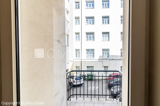 Fasādes māja, renovēta māja, slēgts pagalms, vieta automašīnai, ieeja no ielas un pagalma, Rīga - foto 10