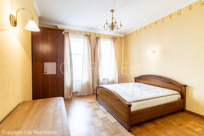 Fasādes māja, renovēta māja, slēgts pagalms, vieta automašīnai, ieeja no ielas un pagalma, Rīga - foto 11