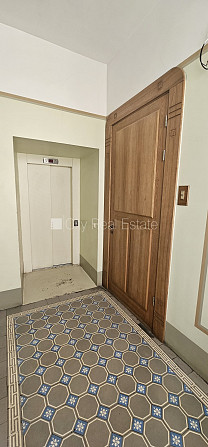 Fasādes māja, renovēta māja, slēgts pagalms, vieta automašīnai, ieeja no ielas un pagalma, Rīga - foto 17