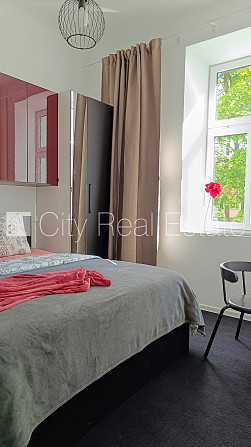 Fasādes māja, renovēta māja, ieeja no ielas, ir lifts, kāpņu telpa pēc kapitālā remonta, Rīga - foto 5