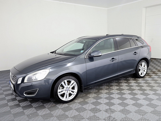 Volvo V60 Summum 2.0 D5 120kW Tallina - foto 2
