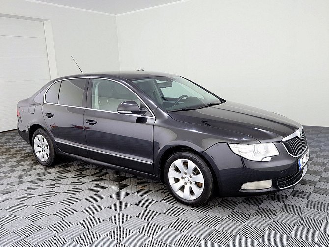 Skoda Superb Highline ATM 2.0 TDI 125kW Tallina - foto 1