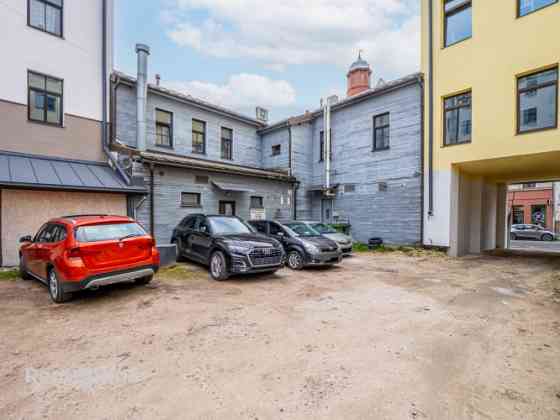 Продаётся здание на улице Марии.  Тип использования здания: 1220 здание с офисами. Rīga