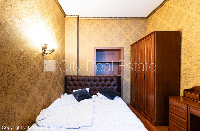 Renovēta māja, maksas stāvvieta, ir lifts, guļamistabu skaits 1 gab., viesistaba, viena istaba Rīga - foto 8