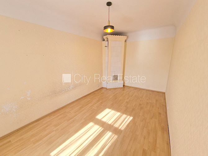 Pagalma māja, iespēja nomāt autostāvvietu, apsargāta autostāvvieta, ieeja no ielas un Rīga - foto 13