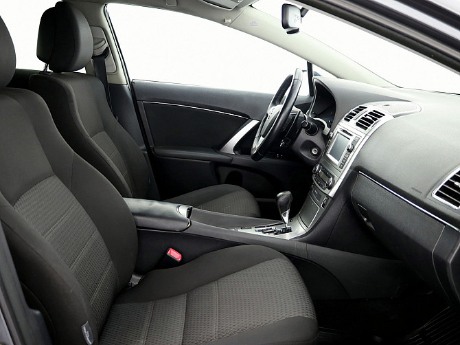 Toyota Avensis Linea Sol Facelift LPG ATM 1.8 108kW Tallina - foto 6