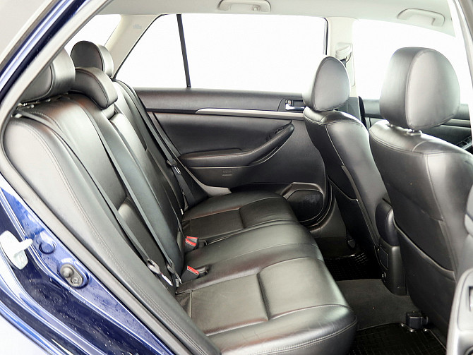 Toyota Avensis Linea Sol Technical Facelift 2.2 D-CAT 130kW Tallina - foto 7