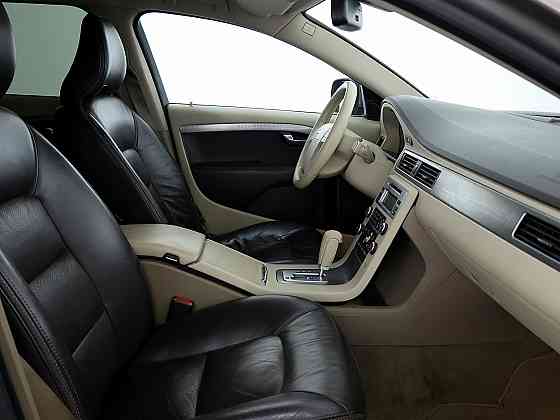 Volvo XC70 Summum ATM 2.4 D5 136kW Tallina