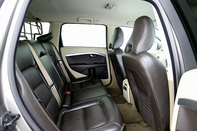Volvo XC70 Summum ATM 2.4 D5 136kW Tallina - foto 7