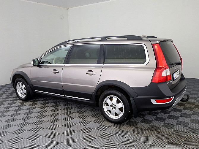 Volvo XC70 Summum ATM 2.4 D5 136kW Tallina - foto 4