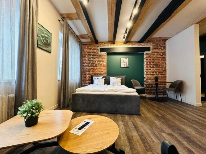 Cozy apartment in the heart of Old Town. A tastefully renovated and ready-to-live-in apartment is fo Рига - изображение 1