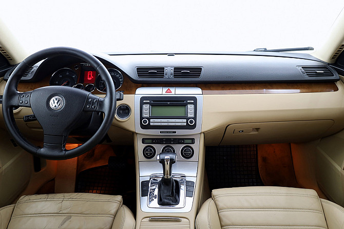 Volkswagen Passat Highline ATM 2.0 TDI 125kW Tallina - foto 5