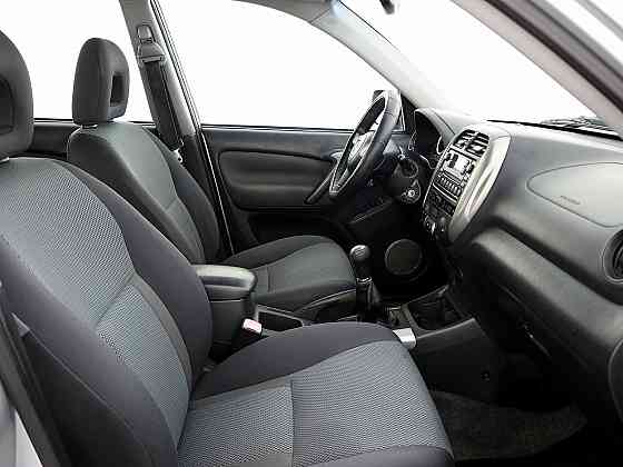 Toyota RAV4 Linea Sol Facelift 4x4 2.0 110kW Tallina