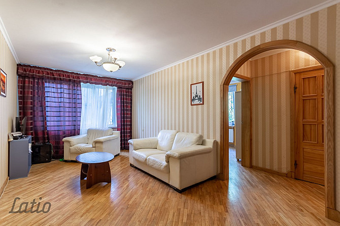 Tiek pārdots lielisks 5 istabu dzīvoklis Imantā pilnībā iekārtots tūlītējai dzīvošanai. Rīga - foto 4