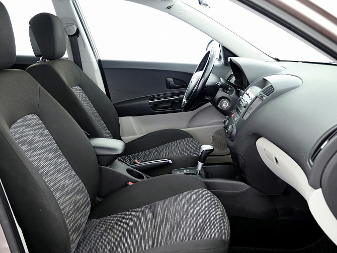 Kia Ceed Elegance ATM 1.6 90kW Tallina - foto 6