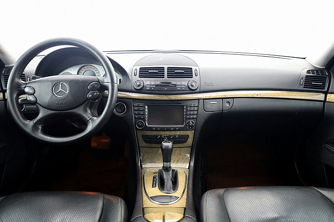 Mercedes-Benz E 220 Avantgarde Facelift ATM 2.1 CDI 125kW Tallina - foto 5