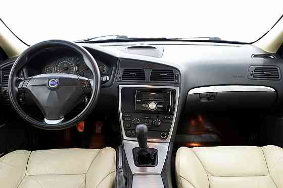 Volvo V70 Summum AWD 4x4 2.4 D5 136kW Tallina