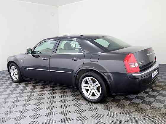 Chrysler 300 C SRT Design 3.0 CRD 155kW Tallina
