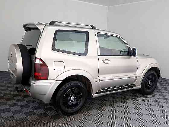 Mitsubishi Pajero Luxury ATM 3.2 DI-D 118kW Tallina
