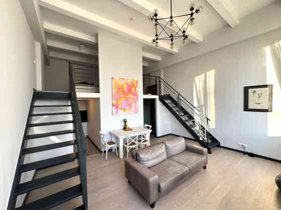 Квартира в стиле лофт в жилом комплексе "Kalnciema Quarter Residence", Агенскалнс  Планировка: Рига