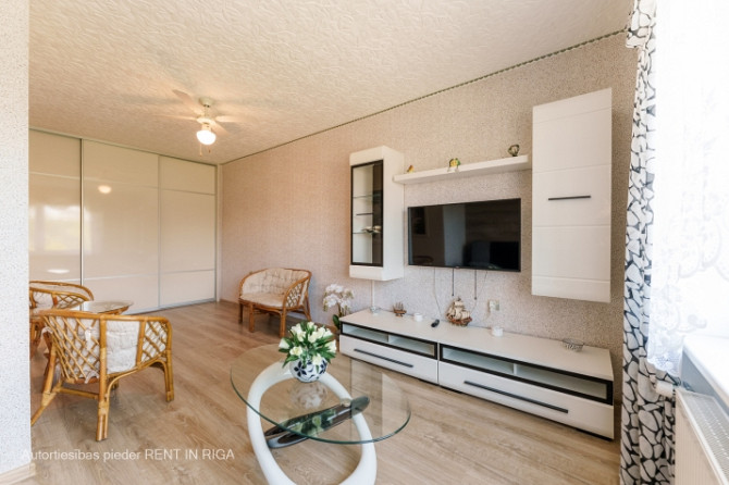 Mājīgs studio tipa dzīvoklis Klusā rajonā.  Lieliska atrašanās vieta, pastaigas attālumā Rīga - foto 4