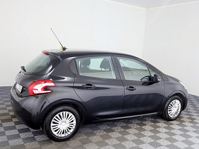 Peugeot 208 Elegance 1.0 50kW Таллин - изображение 3