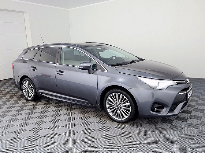Toyota Avensis Luxury 1.6 D-4D 82kW Таллин - изображение 1
