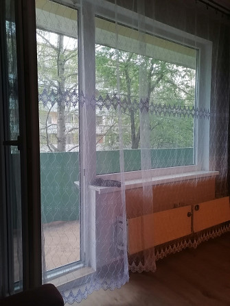 Izīrē lielu 1-istabas dzīvokli ar visām ērtībām un ar zemiem komunālajiem maksājumiem.Liela... Rīga - foto 3