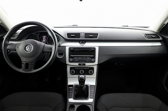Volkswagen Passat Comfortline 1.6 TDI 77kW Таллин - изображение 5