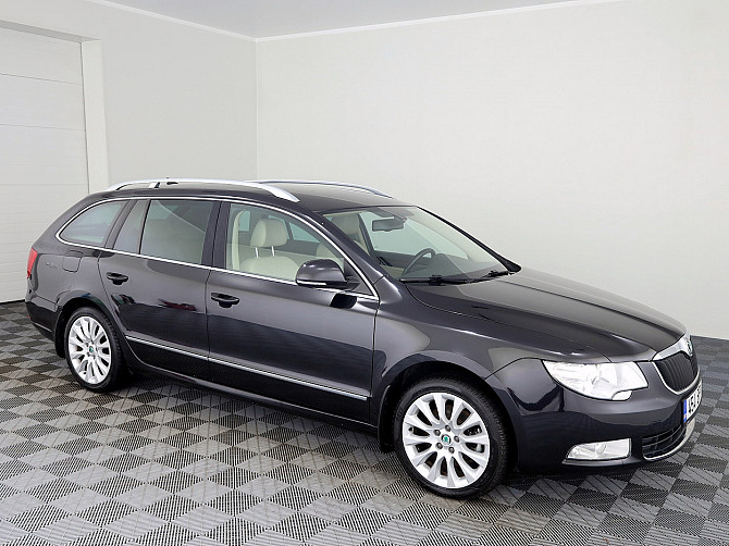 Skoda Superb Highline ATM 1.8 118kW Таллин - изображение 1