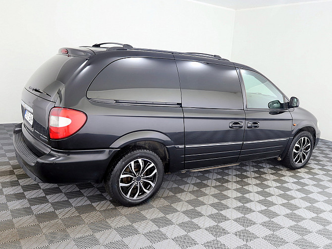 Chrysler Grand Voyager Limited ATM 2.8 CRD 110kW Tallina - foto 3