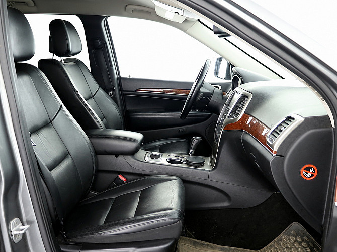 Jeep Grand Cherokee Limited ATM 3.0 CRD 177kW Tallina - foto 6