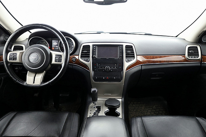 Jeep Grand Cherokee Limited ATM 3.0 CRD 177kW Tallina - foto 5