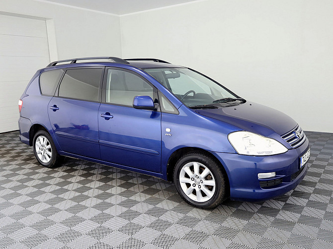 Toyota Avensis Verso Linea Sol Facelift ATM 2.0 110kW Таллин - изображение 1