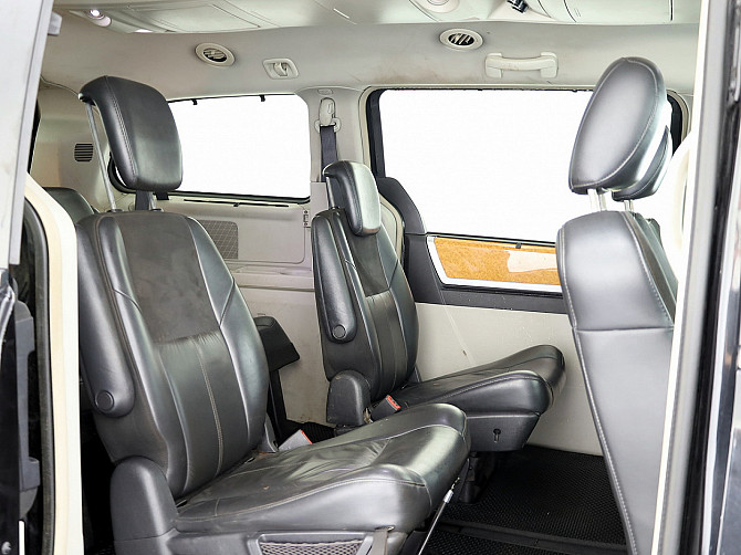 Chrysler Grand Voyager Limited ATM 2.8 CRD 120kW Таллин - изображение 7