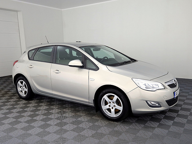 Opel Astra Elegance 1.7 CDTi 92kW Таллин - изображение 1