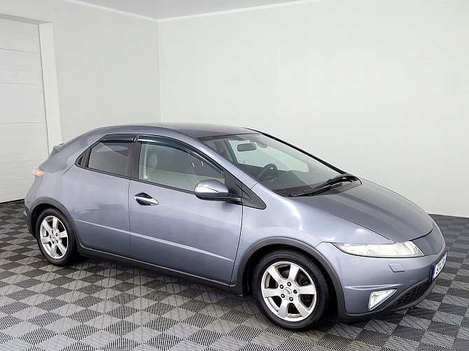 Honda Civic Elegance 1.8 103kW Таллин - изображение 1