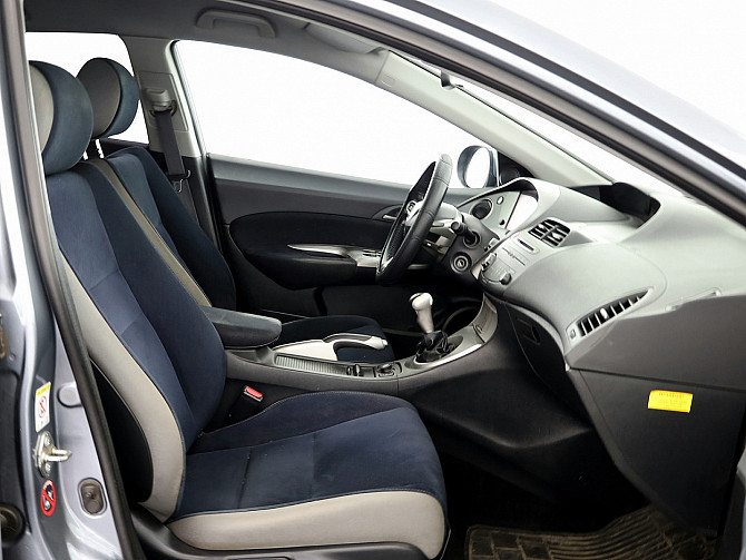 Honda Civic Elegance 1.8 103kW Таллин - изображение 6