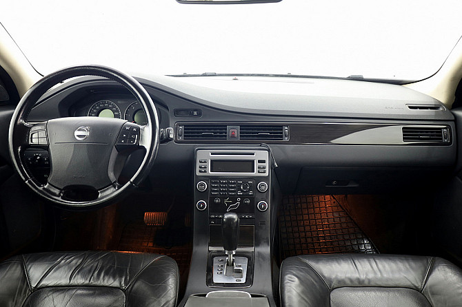 Volvo V70 Summum ATM 2.4 D5 136kW Таллин - изображение 5