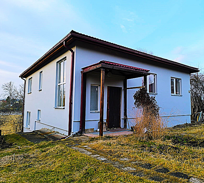 Продаётся дом в Огре, улица Нельку Лашупес Площадь дома: 174 м² Участок: 6 соток... Огре - изображение 1
